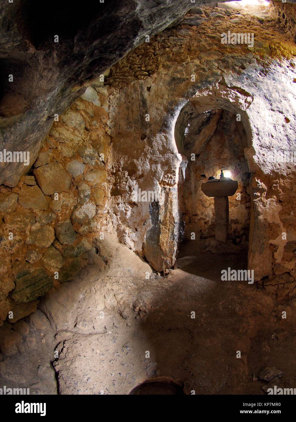 Building carved into mountain hires stock photography and images Alamy