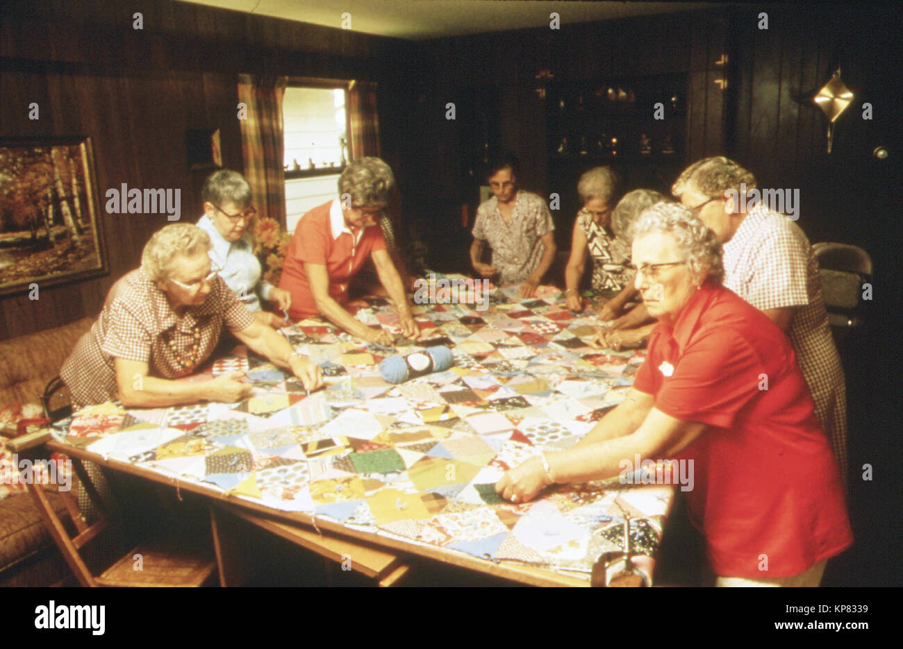 1970s women quilting hi-res stock photography and images - Alamy