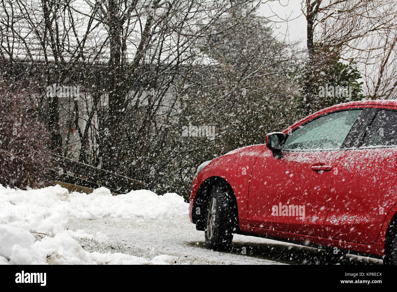 winter traffic. heavy snowfall is dangerous for motorists Stock Photo