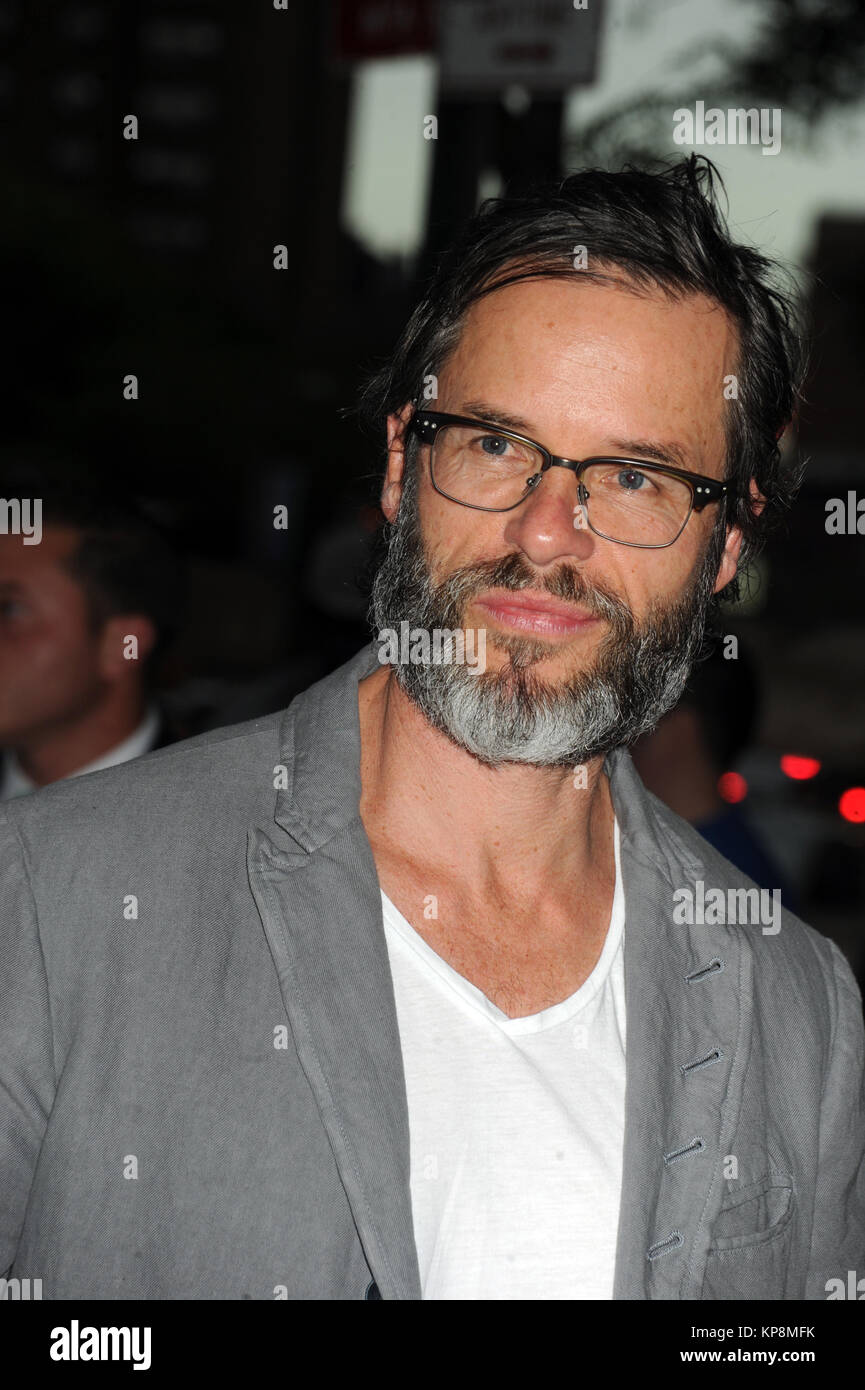 NEW YORK, NY - MAY 27: Guy Pearce attends the Cinema Society with Women