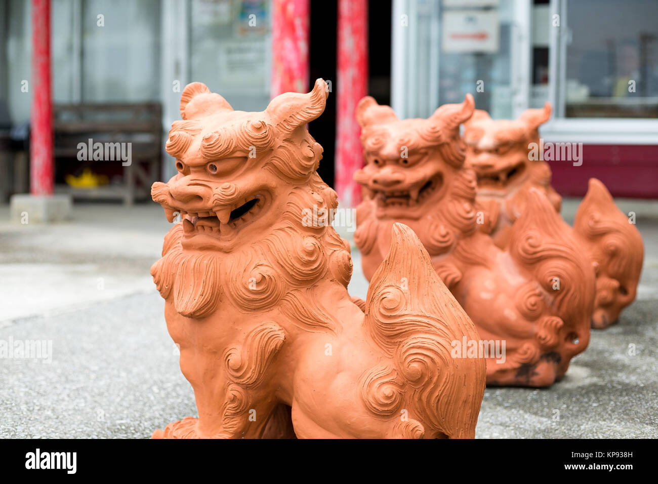 Japanese Lion sculpture Stock Photo Alamy