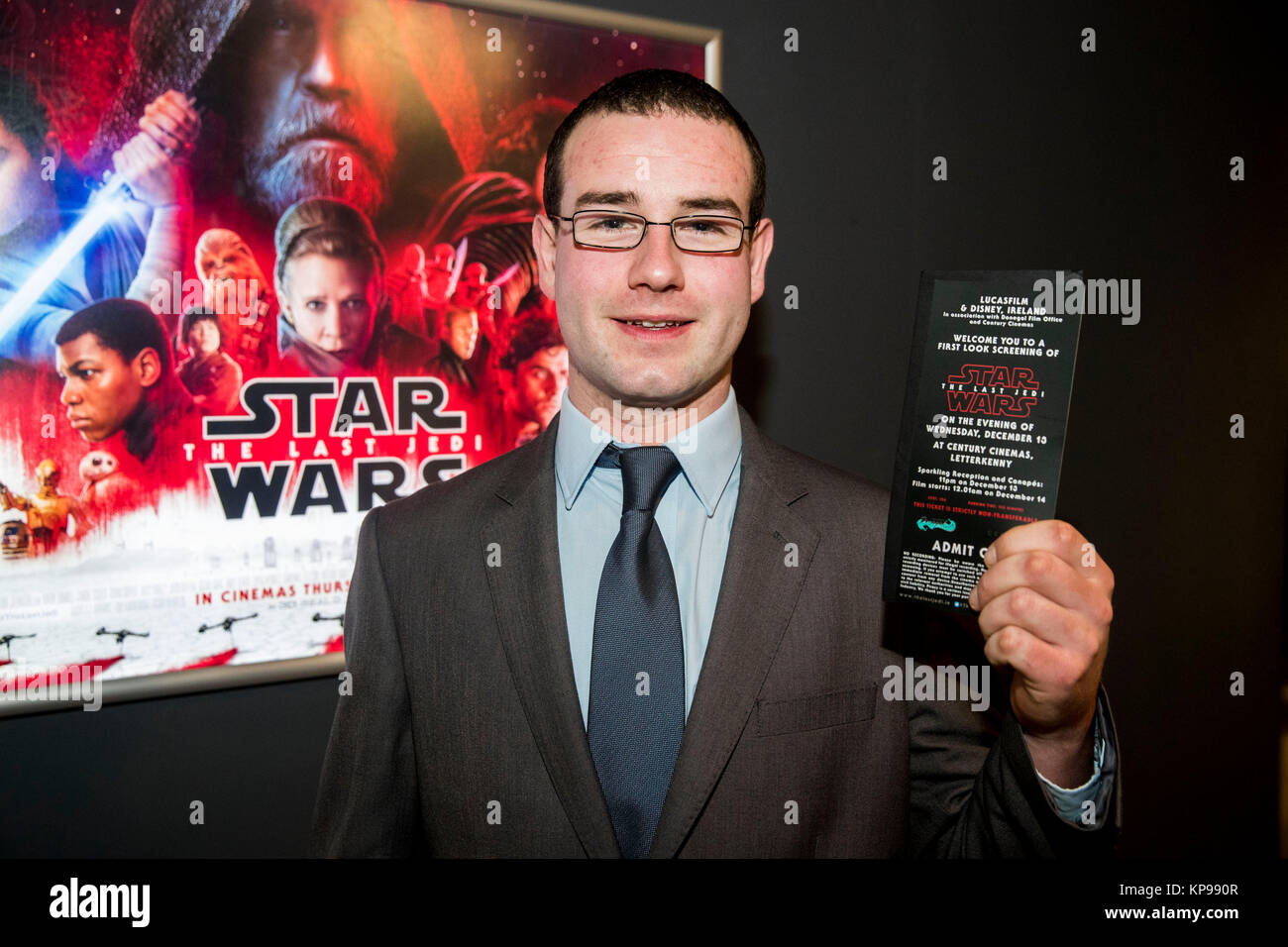 Steel erector Kevin Kelly holds up his invitation before the appreciation screening at Century Cinemas in Letterkenny, Co. Donegal, Ireland, for those people who worked as extras or tradesmen on Star Wars: The Last Jedi, some scenes of which were filmed on location in Ireland. Stock Photo