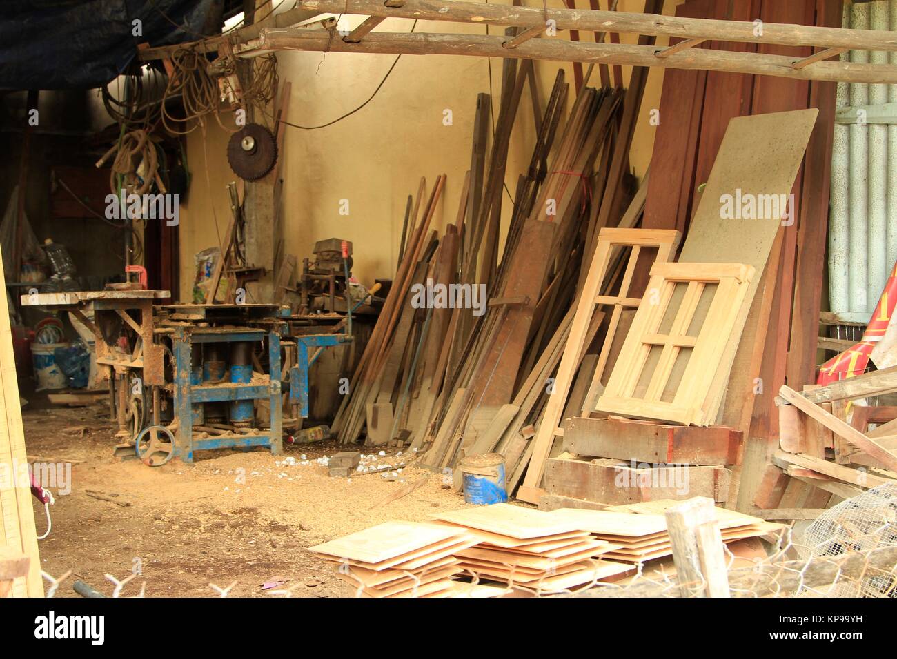 Vietnamese wood shop, Hoi An, Vietnam Stock Photo - Alamy