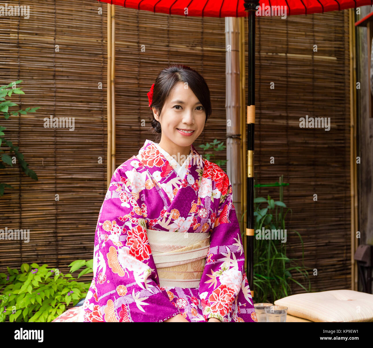 Asian Woman with kimono dress at tea house in japan Stock Photo - Alamy