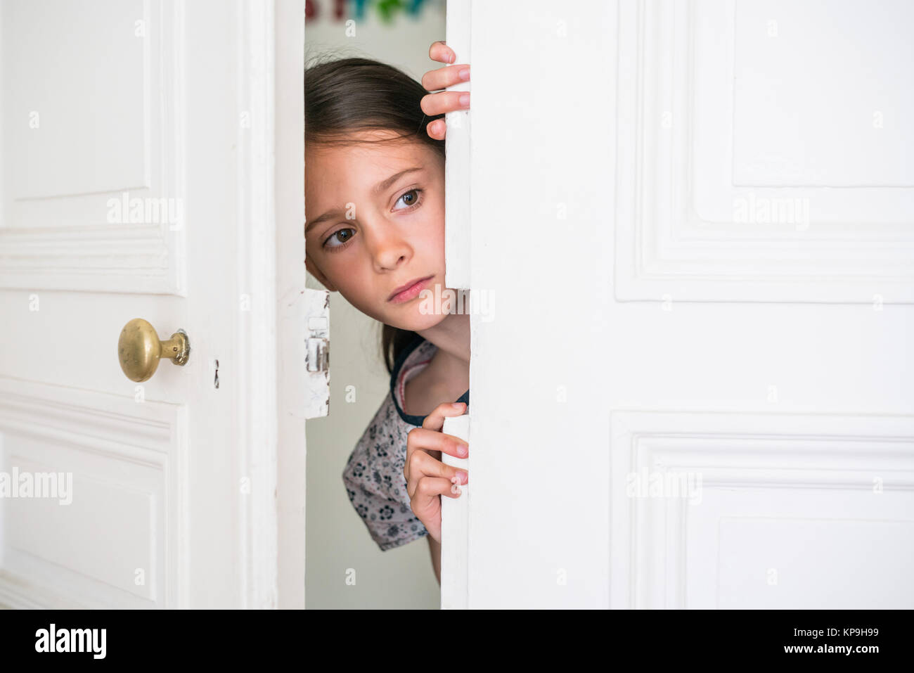 Standing 12 year old girl hi-res stock photography and images - Alamy