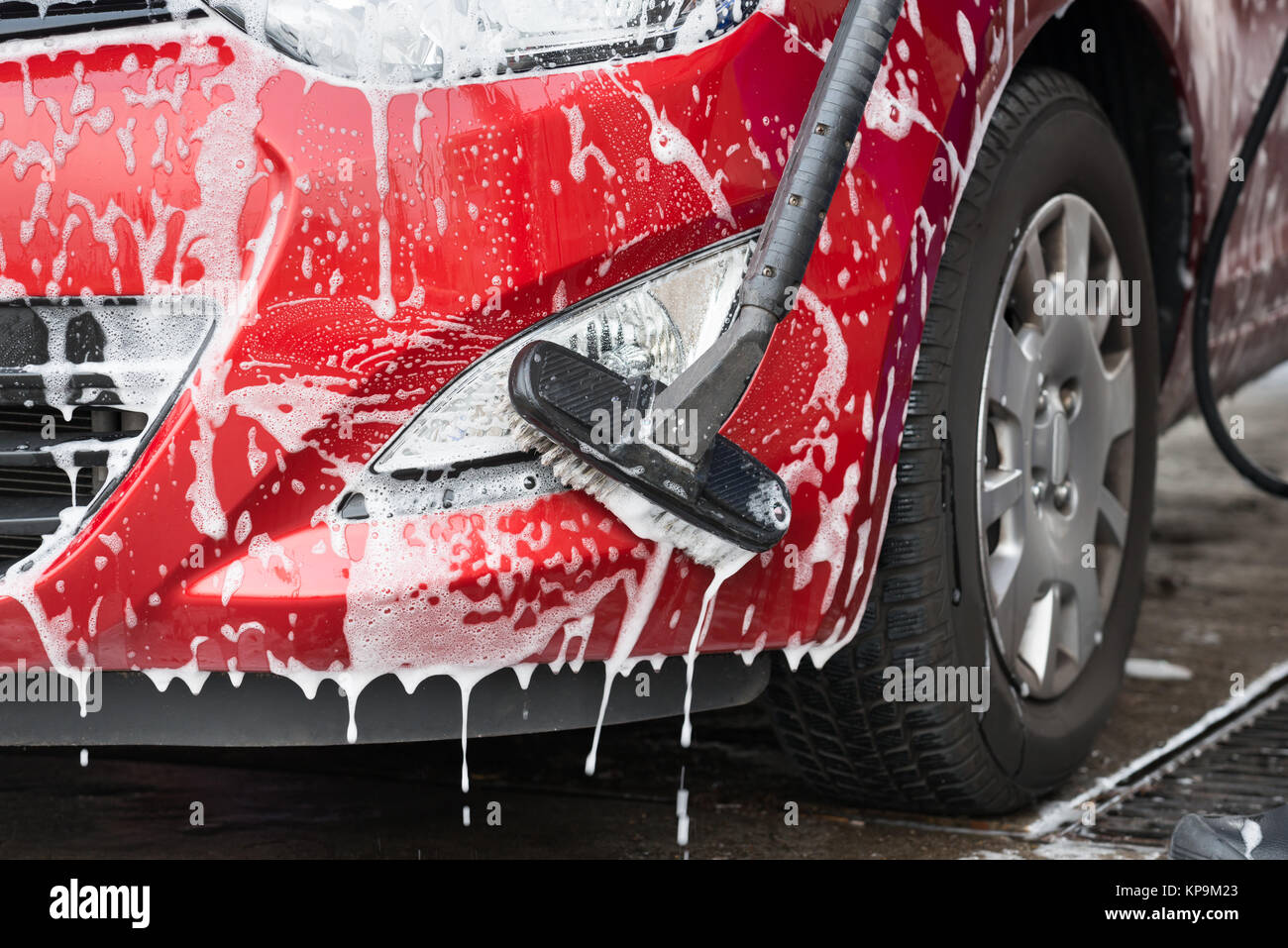 Car being washed hires stock photography and images Alamy