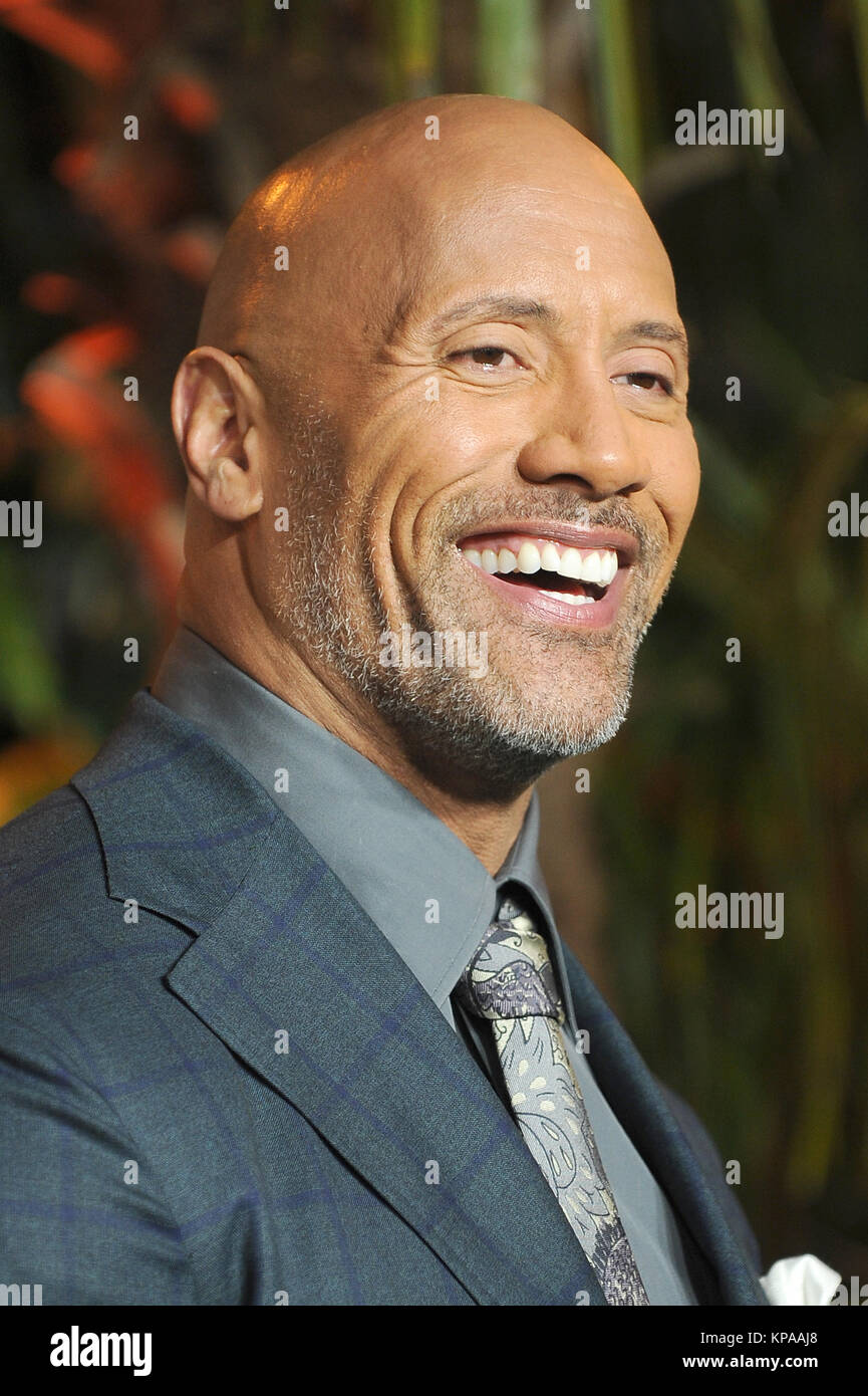 Dwayne Johnson, aka The Rock, leaves A!Bodytech gym in Copacabana Rio de  Janeiro, Brazil - 11.04.11 Stock Photo - Alamy