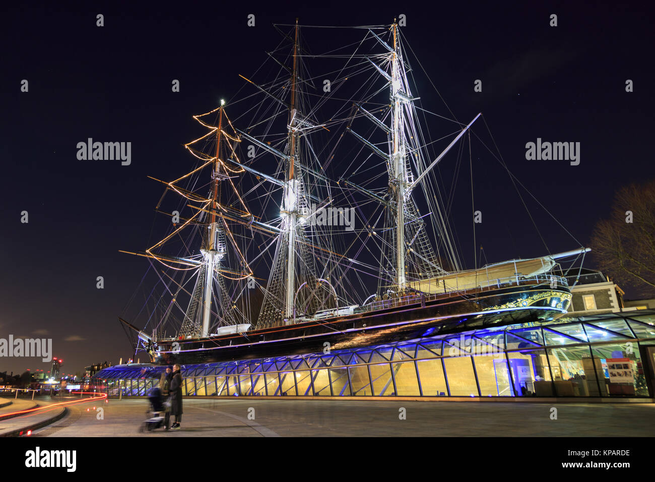 Greenwich, London, UK, 14th December  2017. The historic tea clipper Cutty Sark, a landmark in Maritime Greenwich, is illuminated in full Christmas lights rigging for a festive atmophere on a cold but clear winter night in London. Credit: Imageplotter News and Sports/Alamy Live News Stock Photo