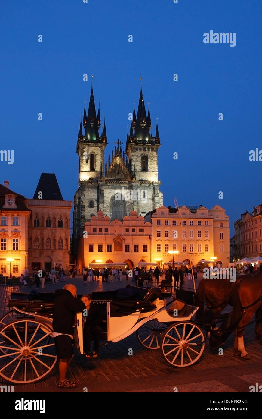 Teynkirche bei Nacht, Prager Altstadt, Tschechien - Teynchurch, Prague, Czech Stock Photo