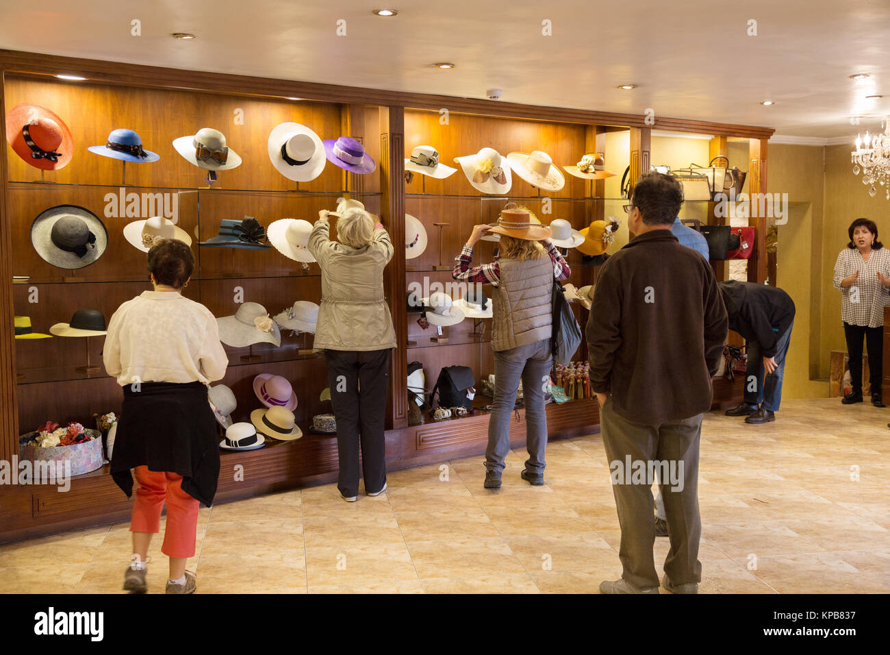Panama Hat store - people buying panama hats, Homero Ortega factory shop, Cuenca, Ecuador South America Stock Photo