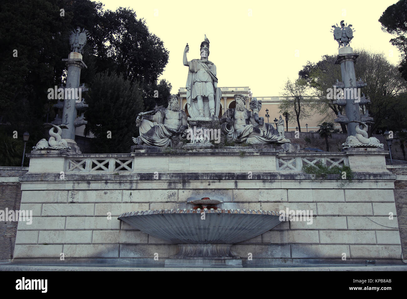 Fontana dea di roma fountain of the goddess of rome hi-res stock ...