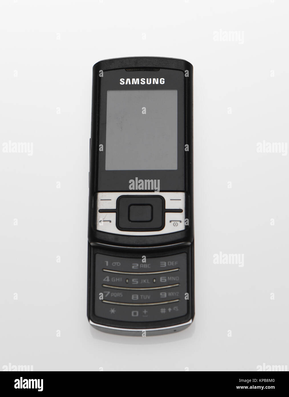 Old samsung phone hi-res stock photography and images - Alamy