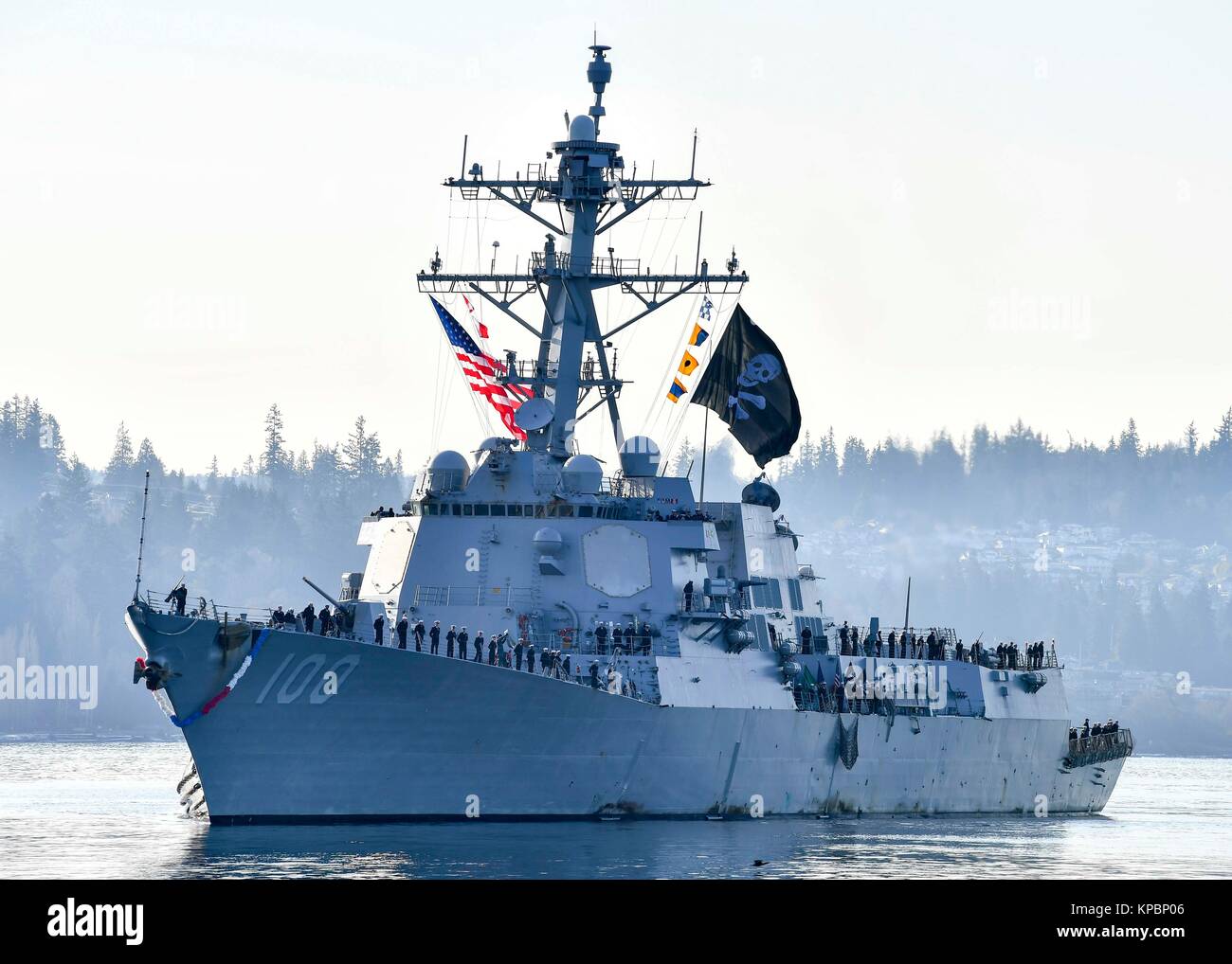 The U.S. Navy Arleigh Burke-class guided-missile destroyer USS Kidd ...