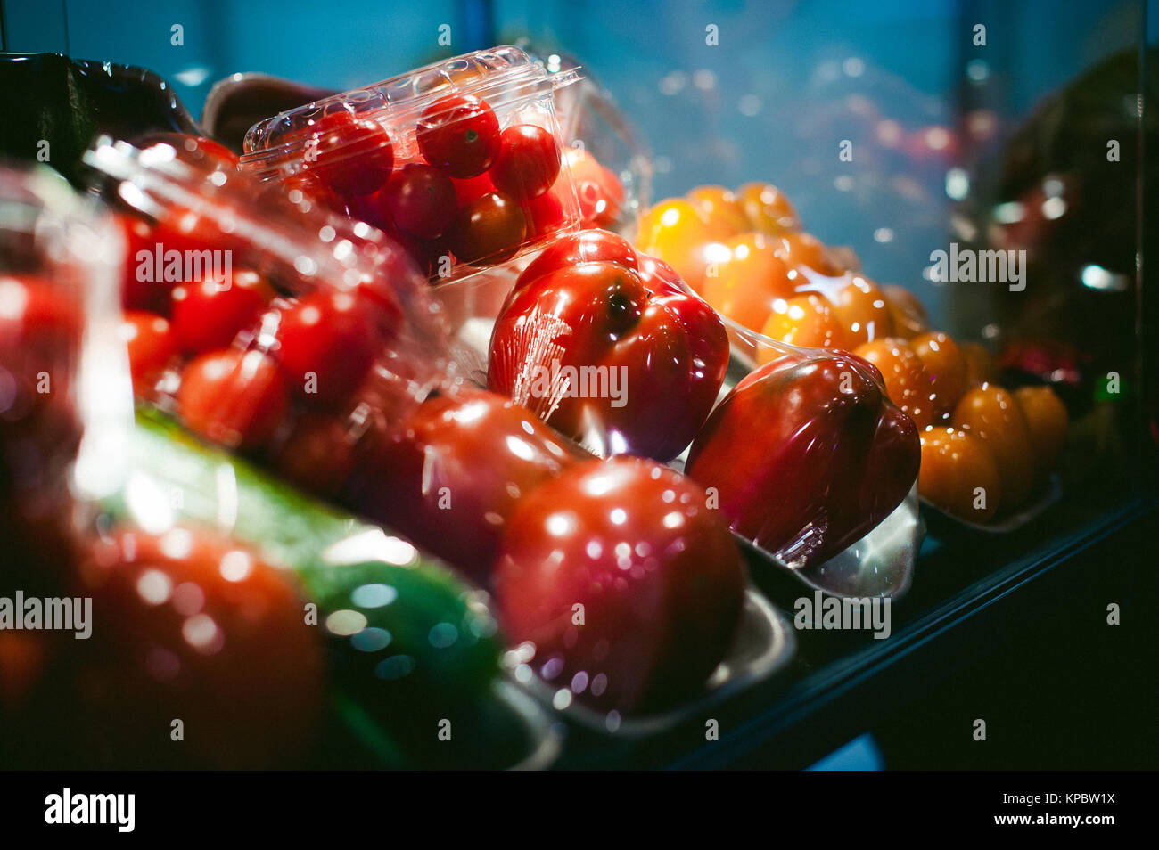 Vacuum packed food hires stock photography and images Alamy
