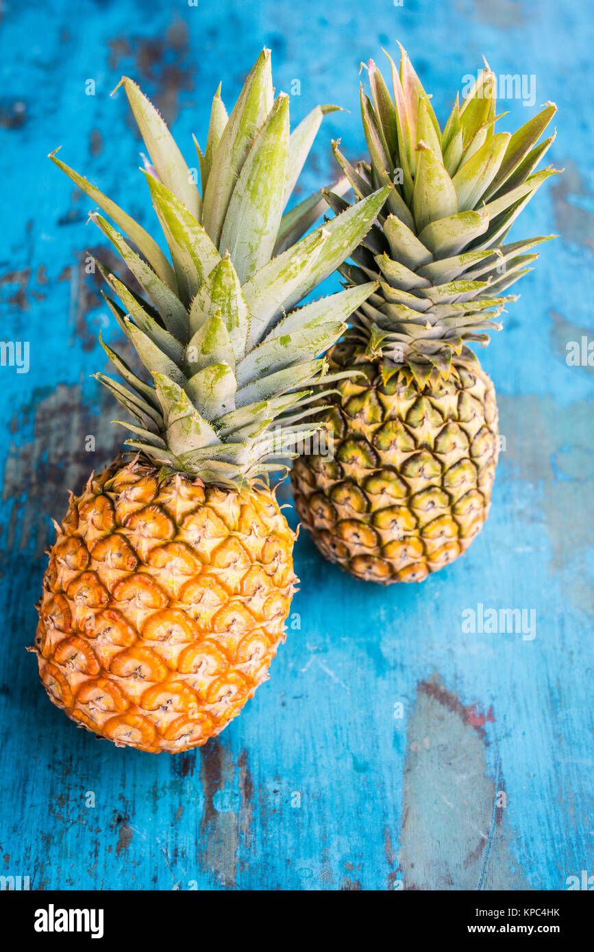 Pineapple (Ananas comosus Stock Photo - Alamy