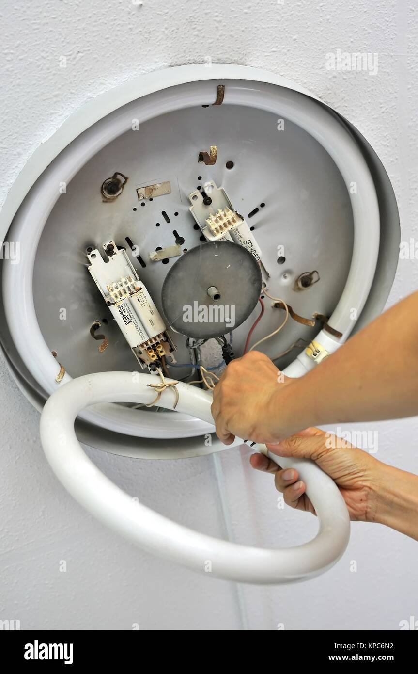 Blown fuse hires stock photography and images Alamy