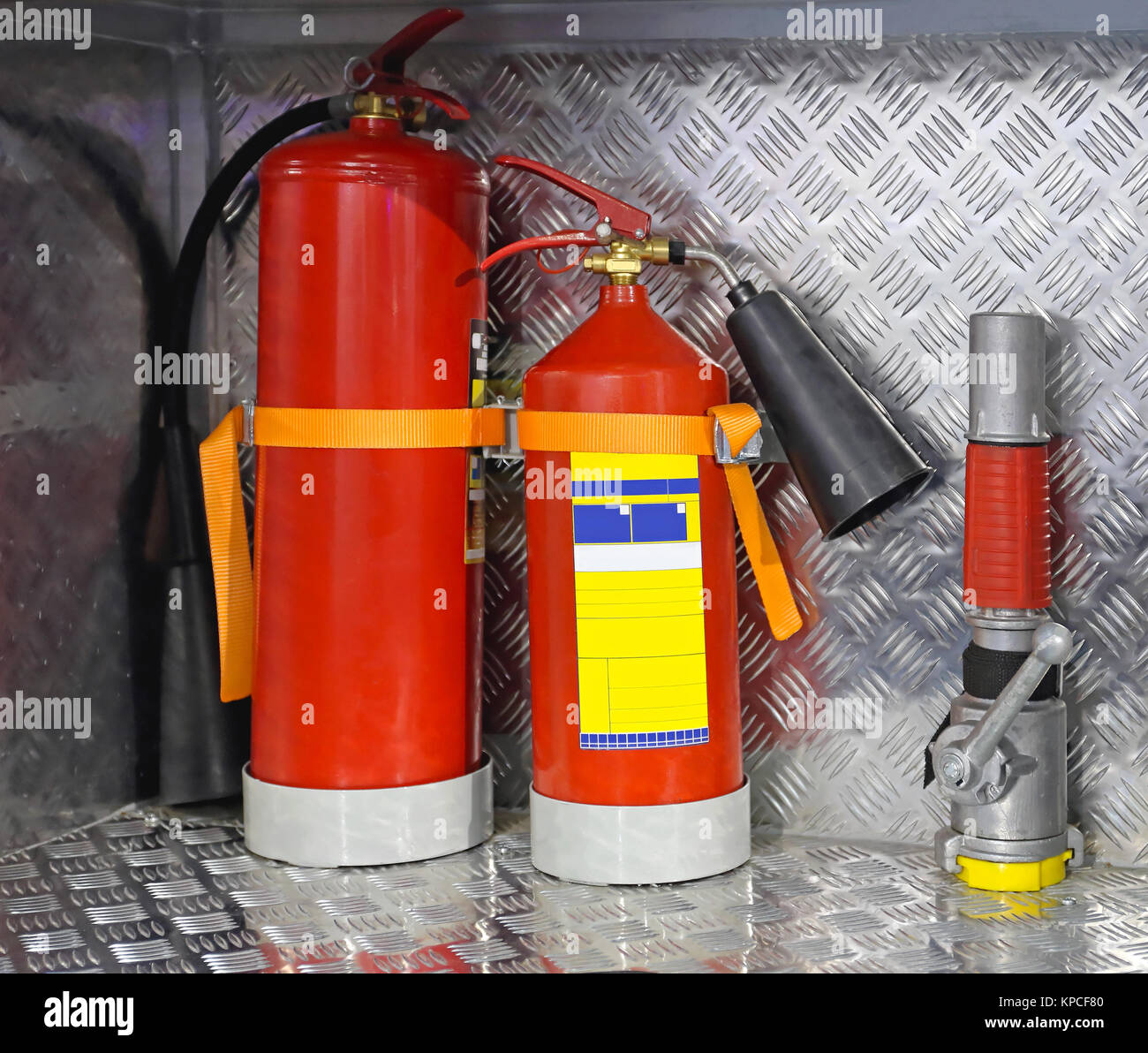 Vehicle fire extinguishers hires stock photography and images Alamy