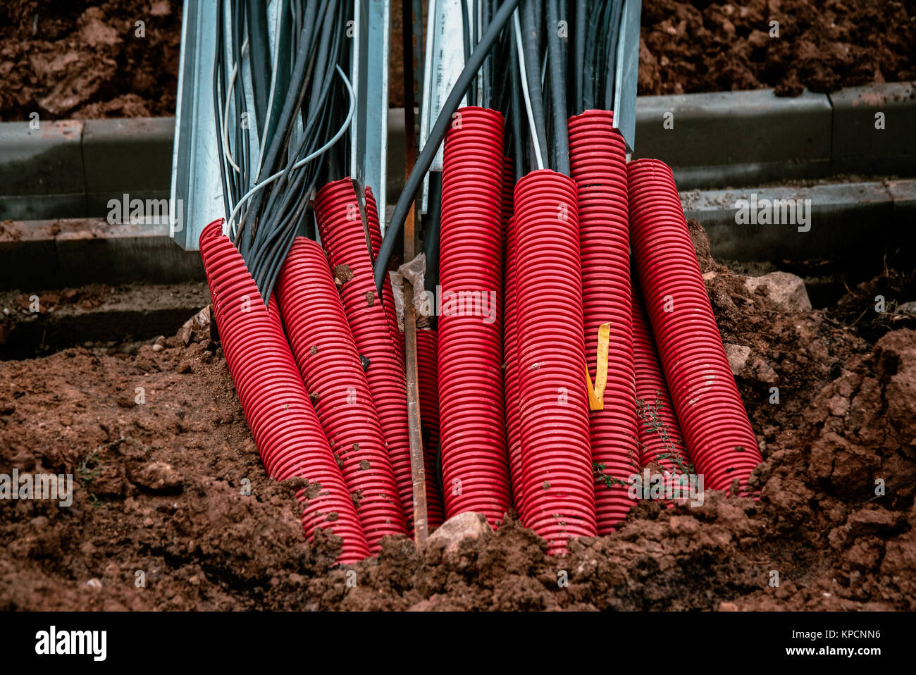 Laying electric cables hires stock photography and images Alamy