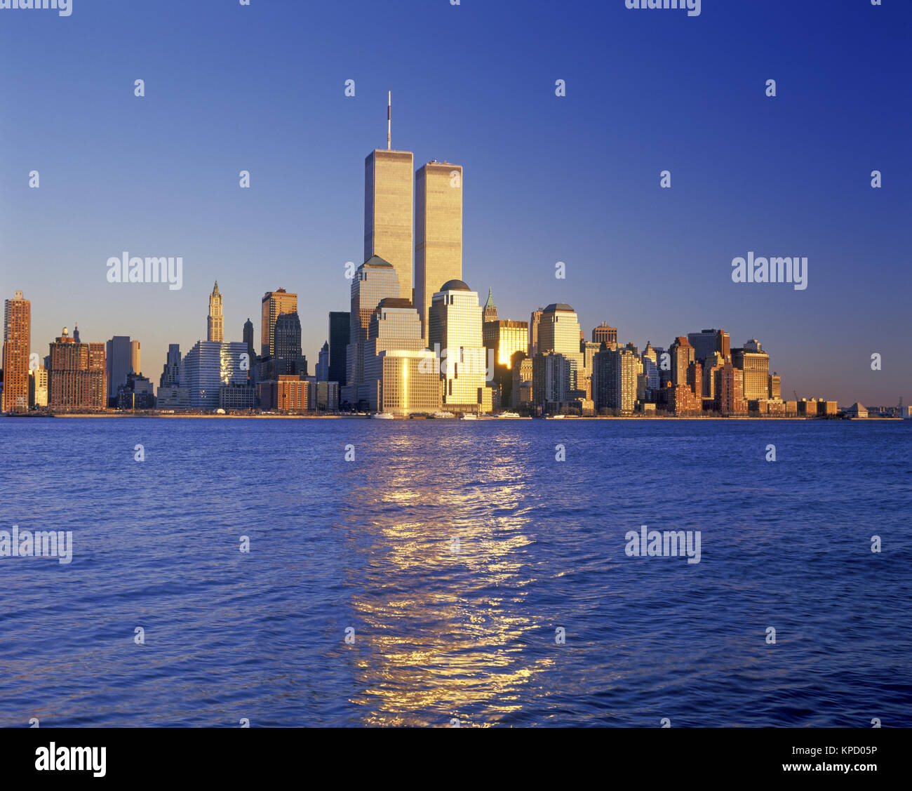 161 New York Skyline 2000 Stock Photos, High-Res Pictures, and