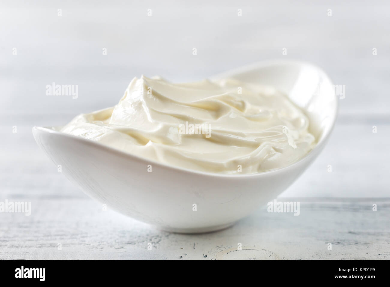 Bowl of Greek yogurt Stock Photo - Alamy