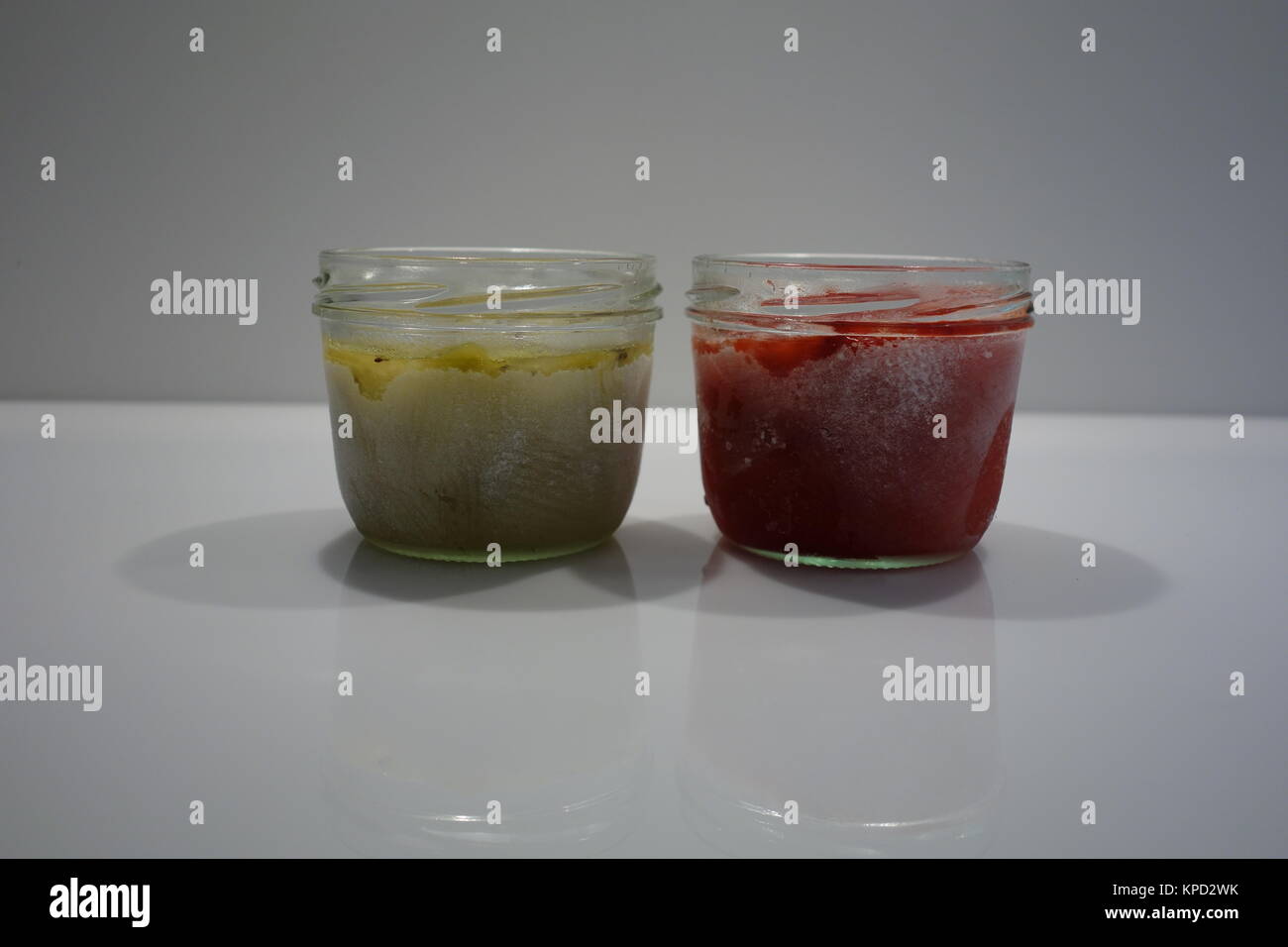 iced strawberry jam and kiwimarmelade in glass Stock Photo - Alamy