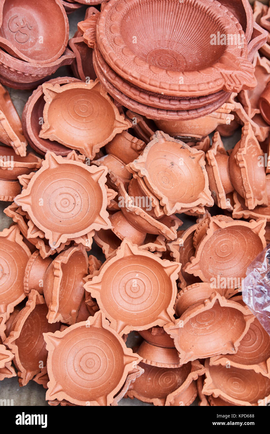 Palani, Lord Murukan's famous temple in Tamilnadu,  Steps to the temple, murukan devotees, street business, palani night view Stock Photo