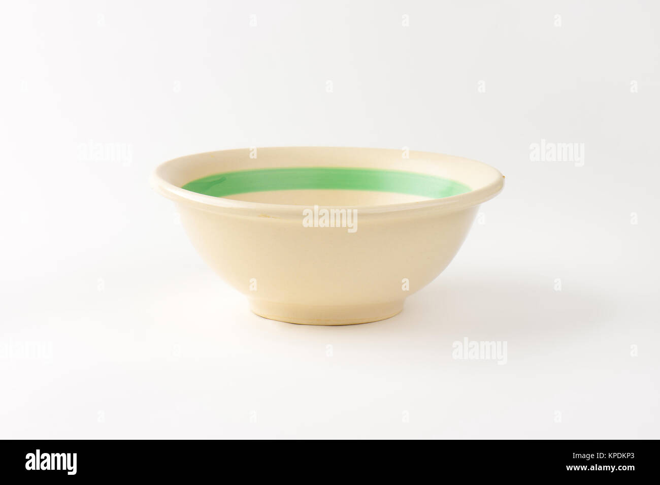empty cereal bowl Stock Photo - Alamy
