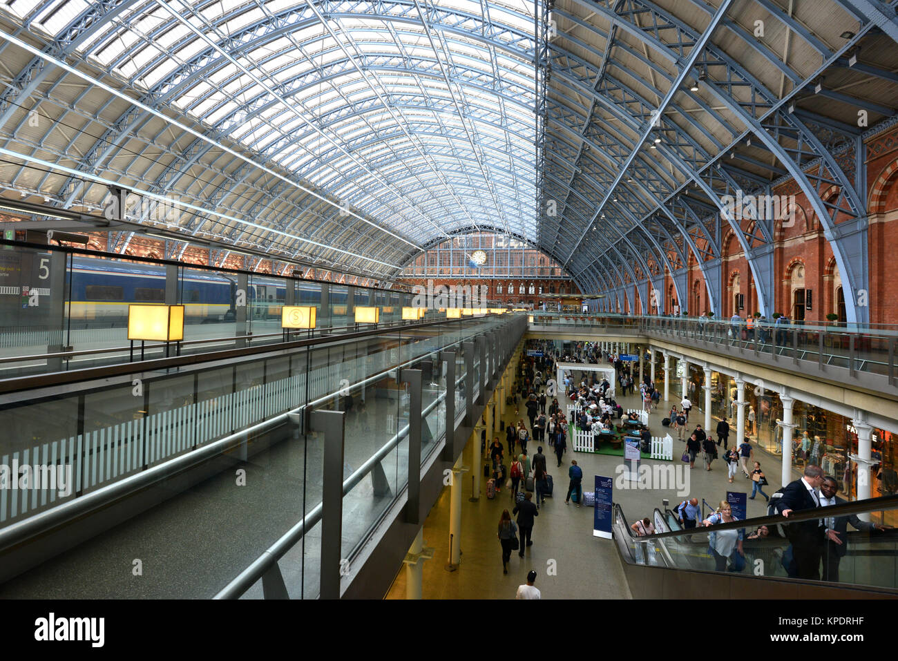 havaianas st pancras