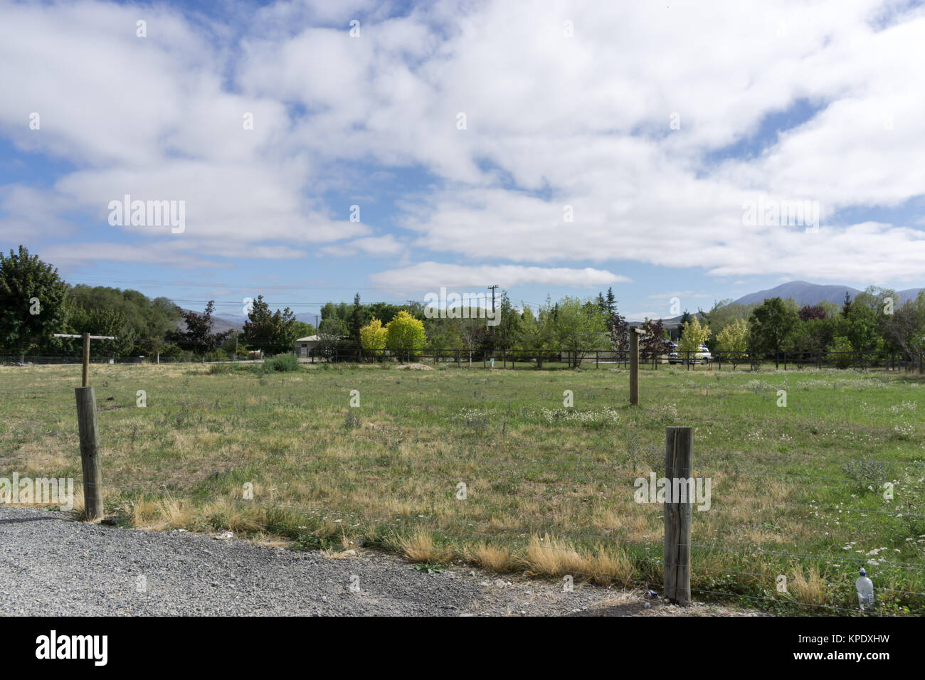 Omarama empty farm land Stock Photo Alamy