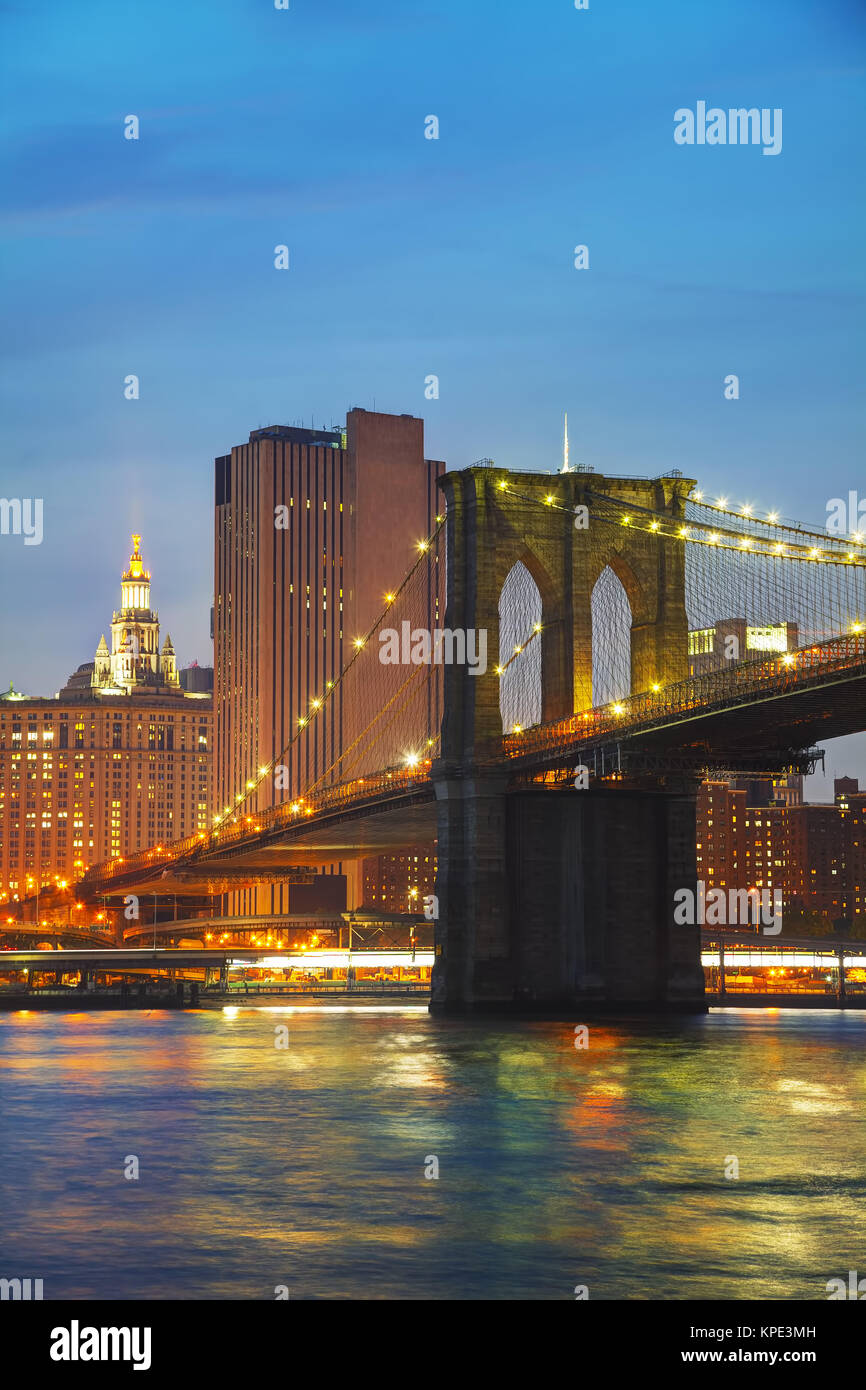 New York City cityscape in the evening Stock Photo - Alamy
