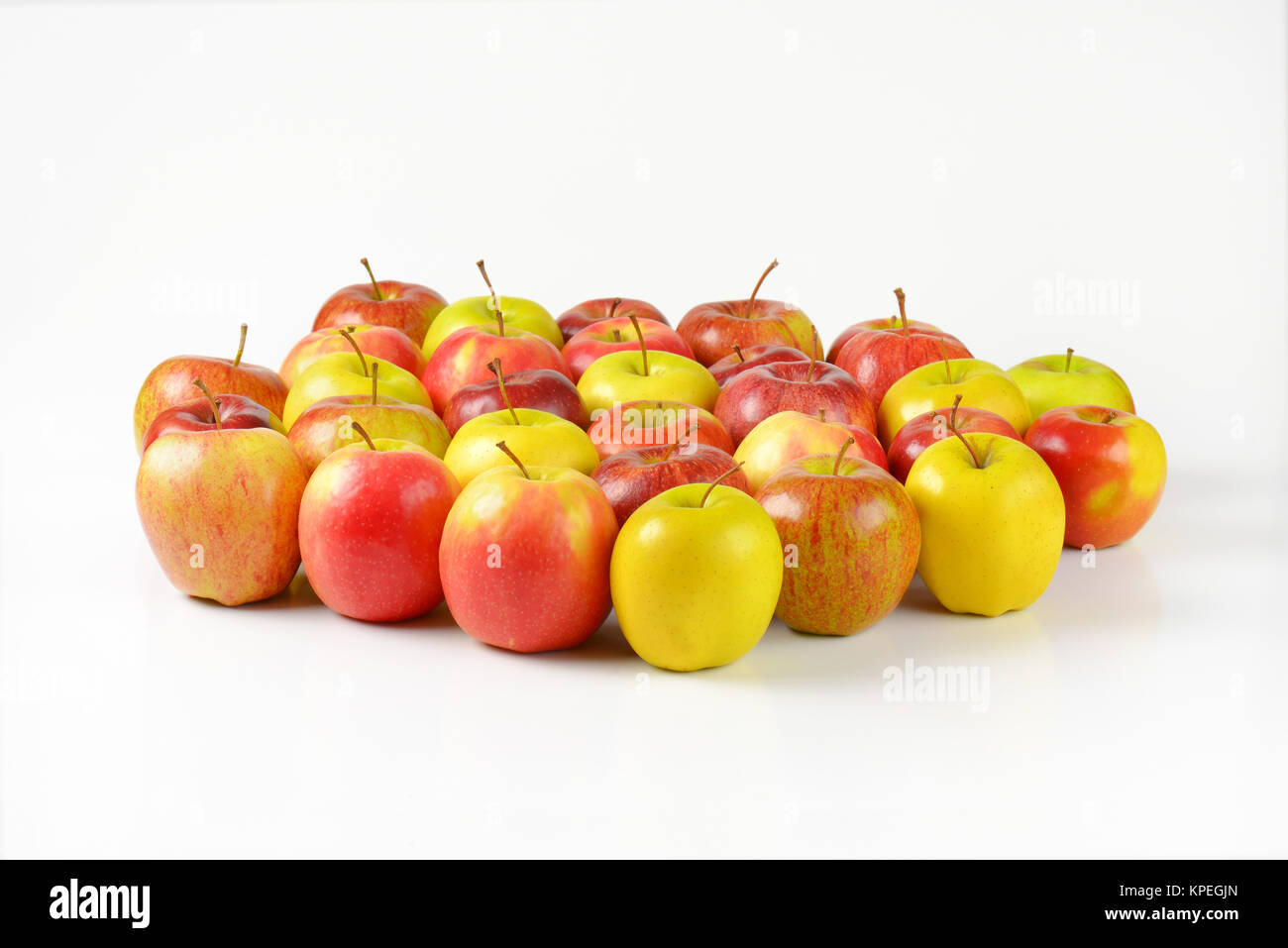 Apple Variants Ripe group of ripe apples Stock Photo - Alamy