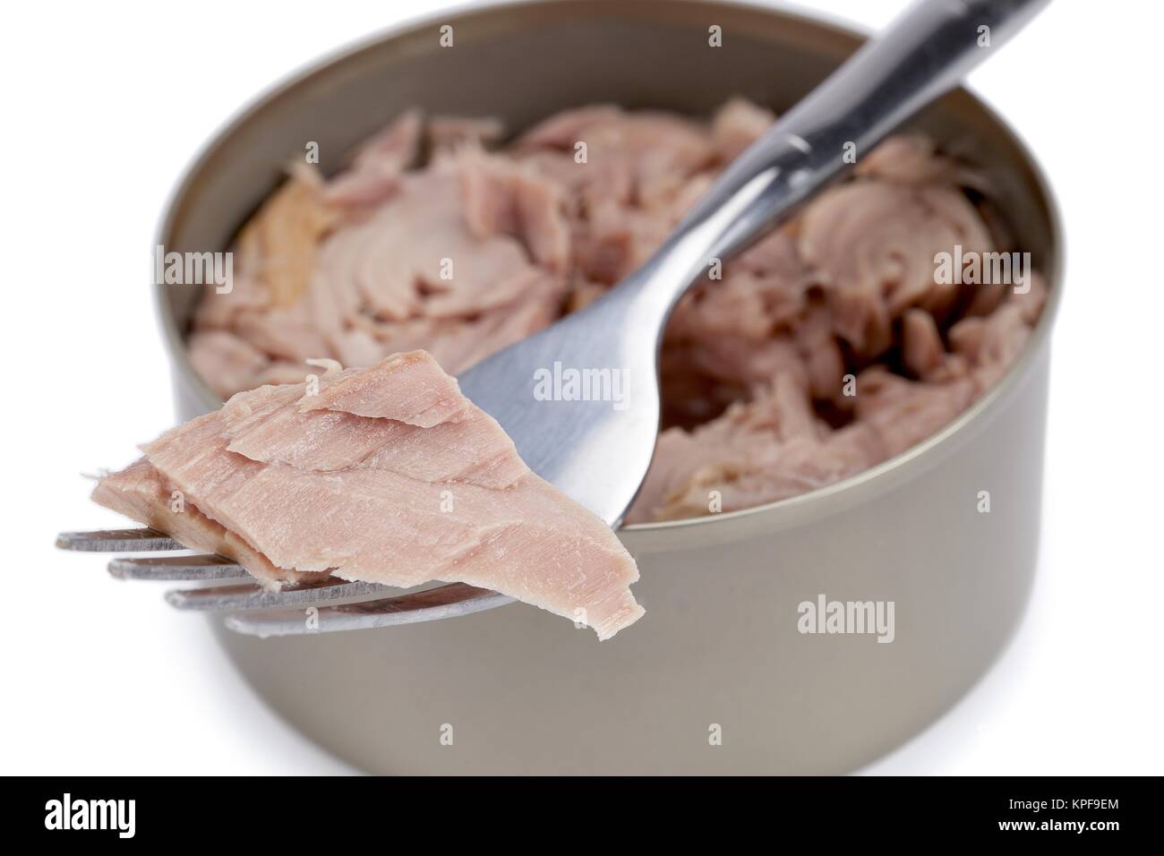 Tuna chunks hi-res stock photography and images - Alamy