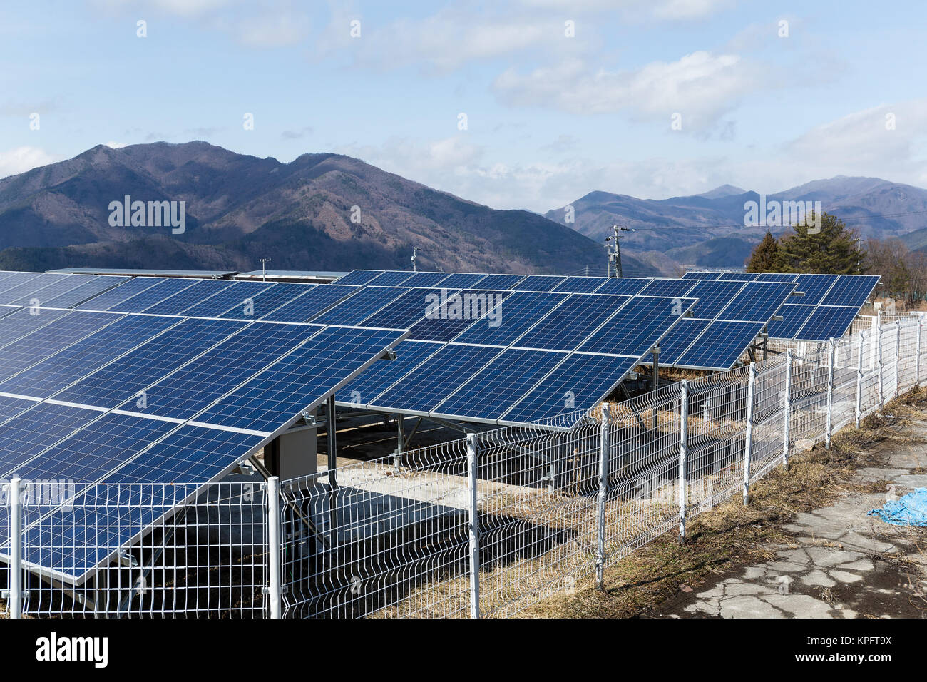 Solar panel power plant in countryside Stock Photo - Alamy