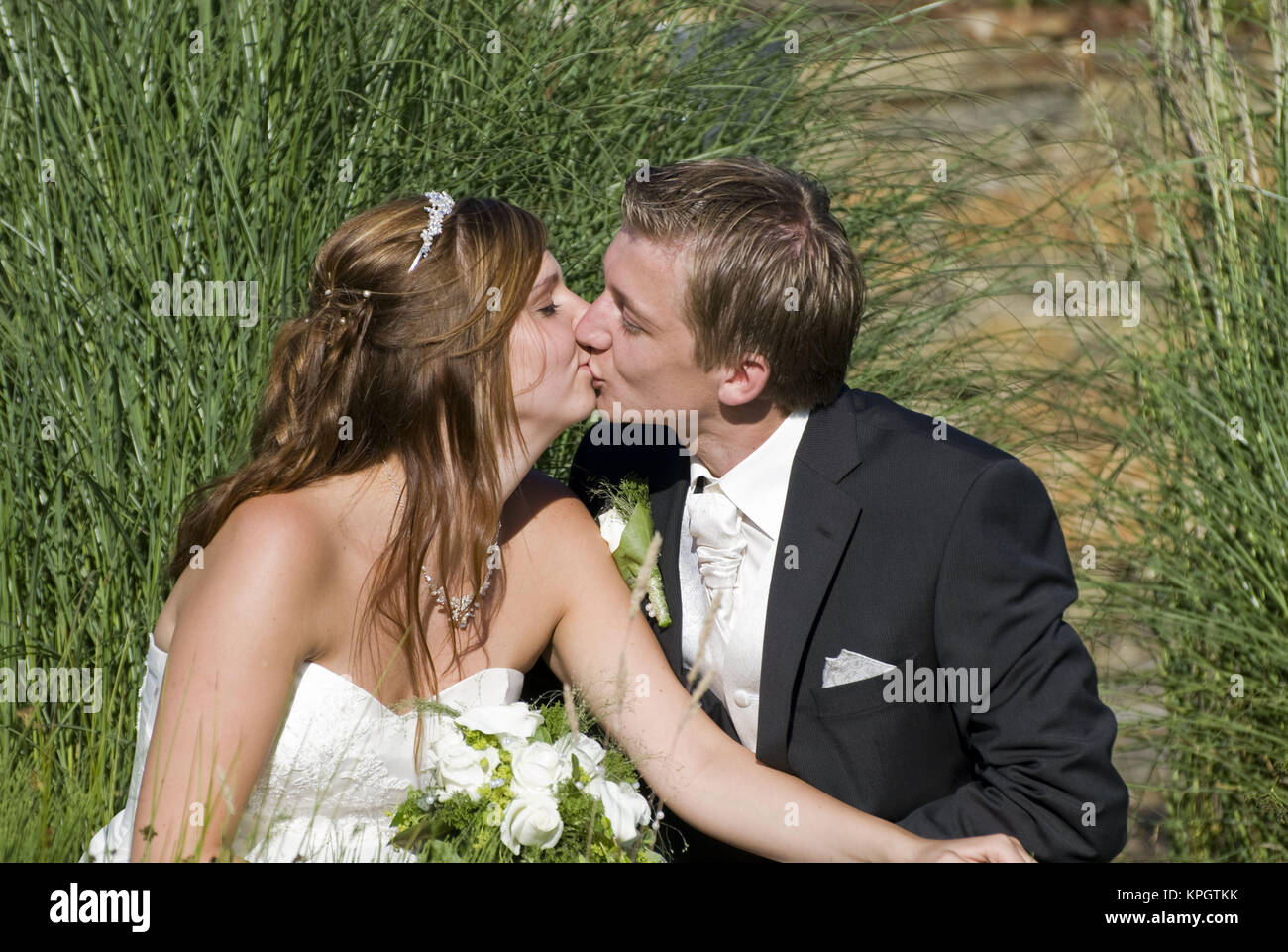 Model released , Junges Brautpaar - young bridal couple Stock Photo