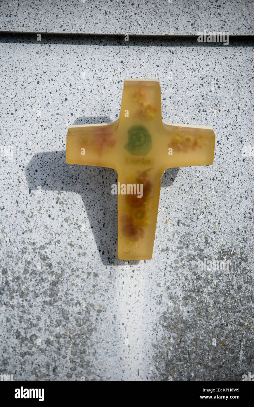 photo of cross on grave in france Stock Photo Alamy