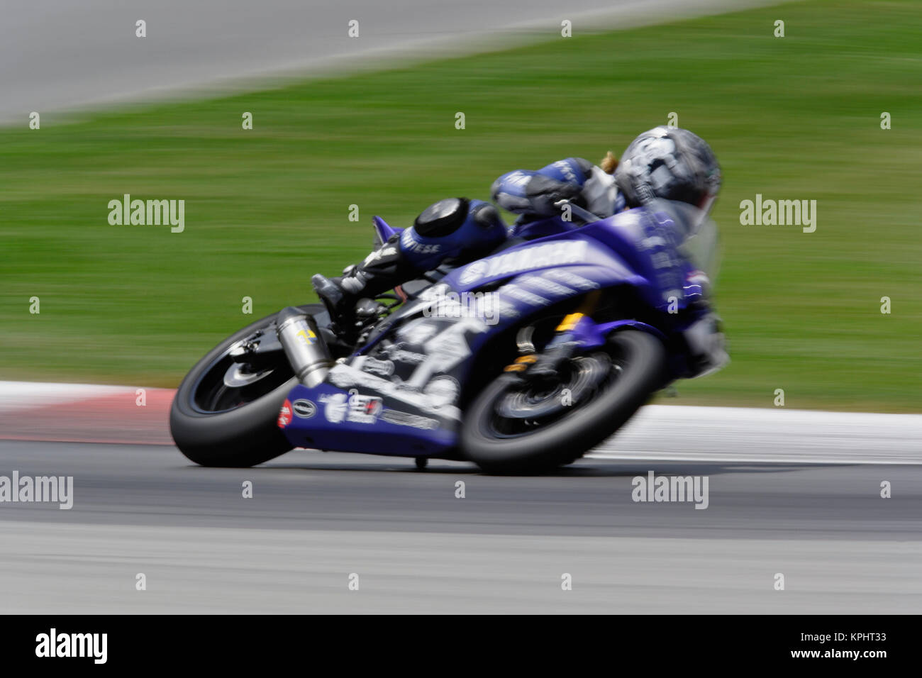 Mid Ohio Raceway >> Motorcycle In Motion Ama Superbike Race Mid Ohio Raceway Mid Ohio Raceway >> Motorcycle In Motion Ama Superbike Race Mid Ohio Raceway