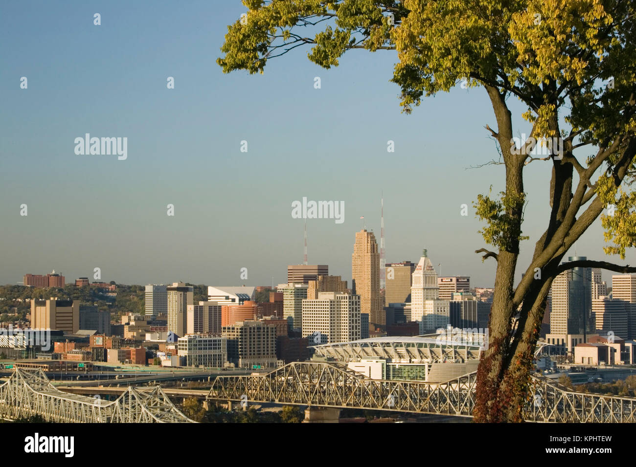 USA, Ohio, Cincinnati Sunset City View from Devou Park in Covington