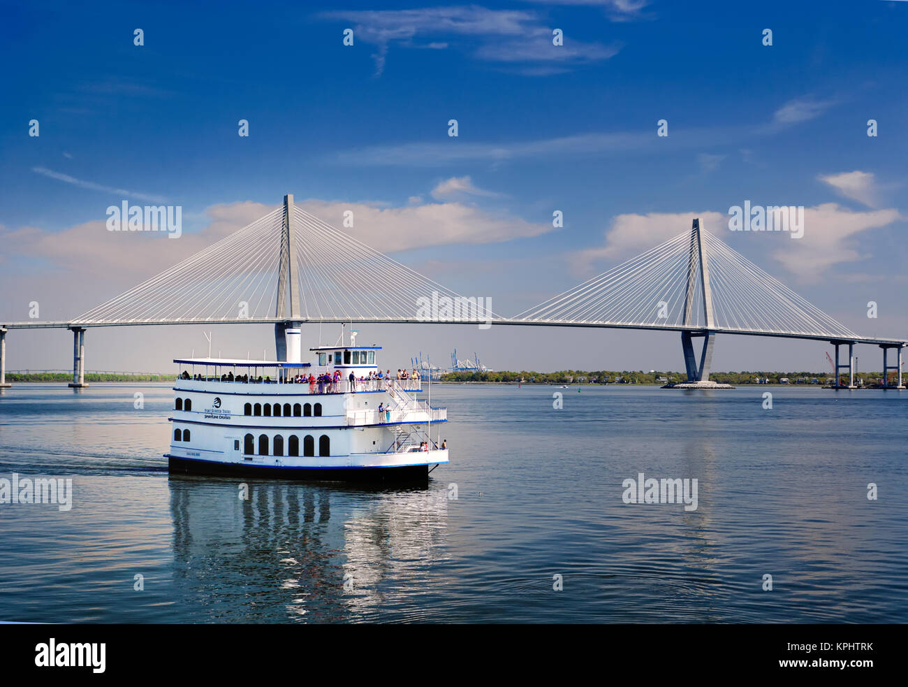 Fort Sumter Tours an authorized National Park Service concessionaire ...