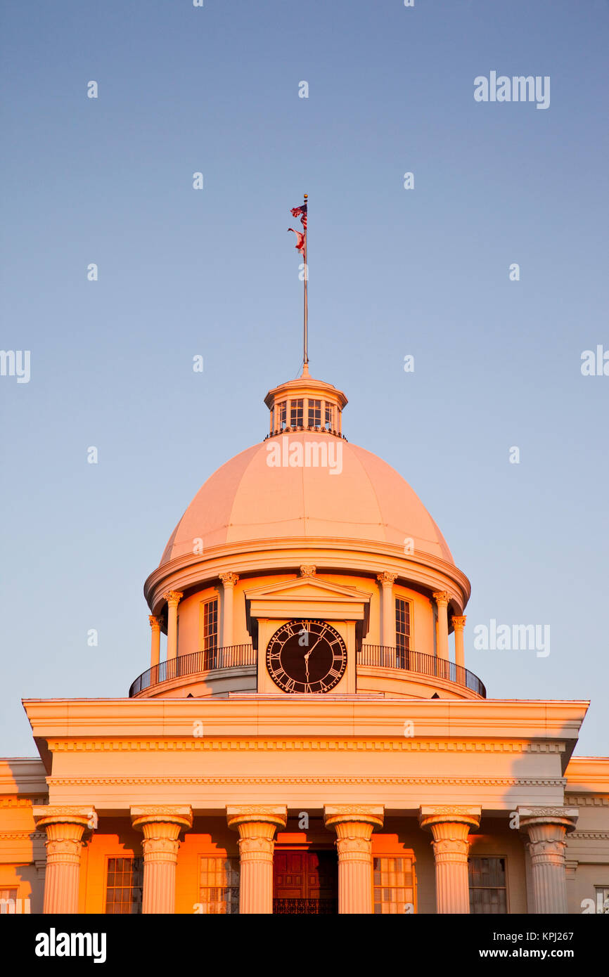 USA, Alabama, Montgomery. Alabama State Capitol, b. 1851, sunset Stock