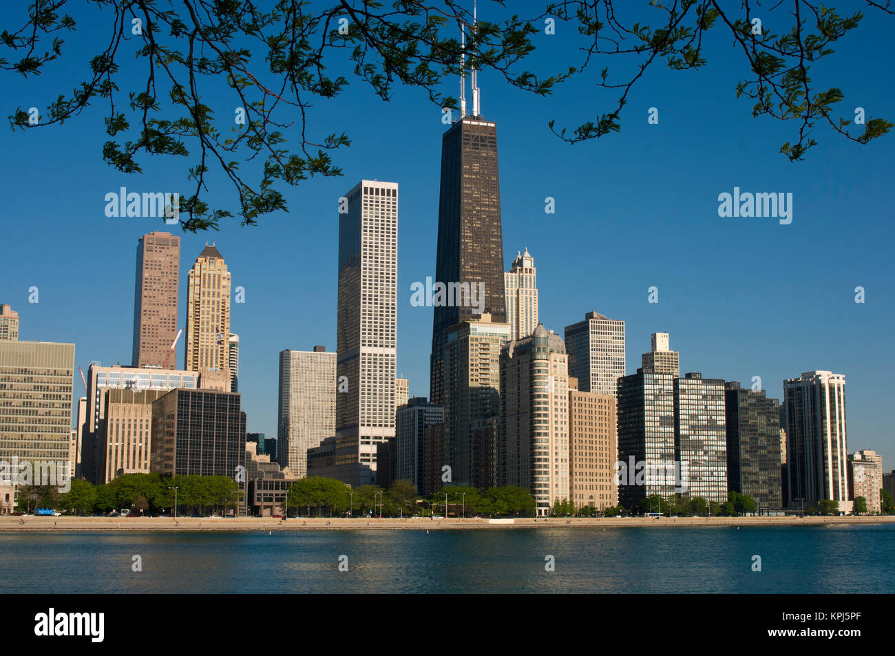 Chicago skyline and Lake Michigan, Lake Shore Drive and Michigan Avenue  Stock Photo - Alamy
