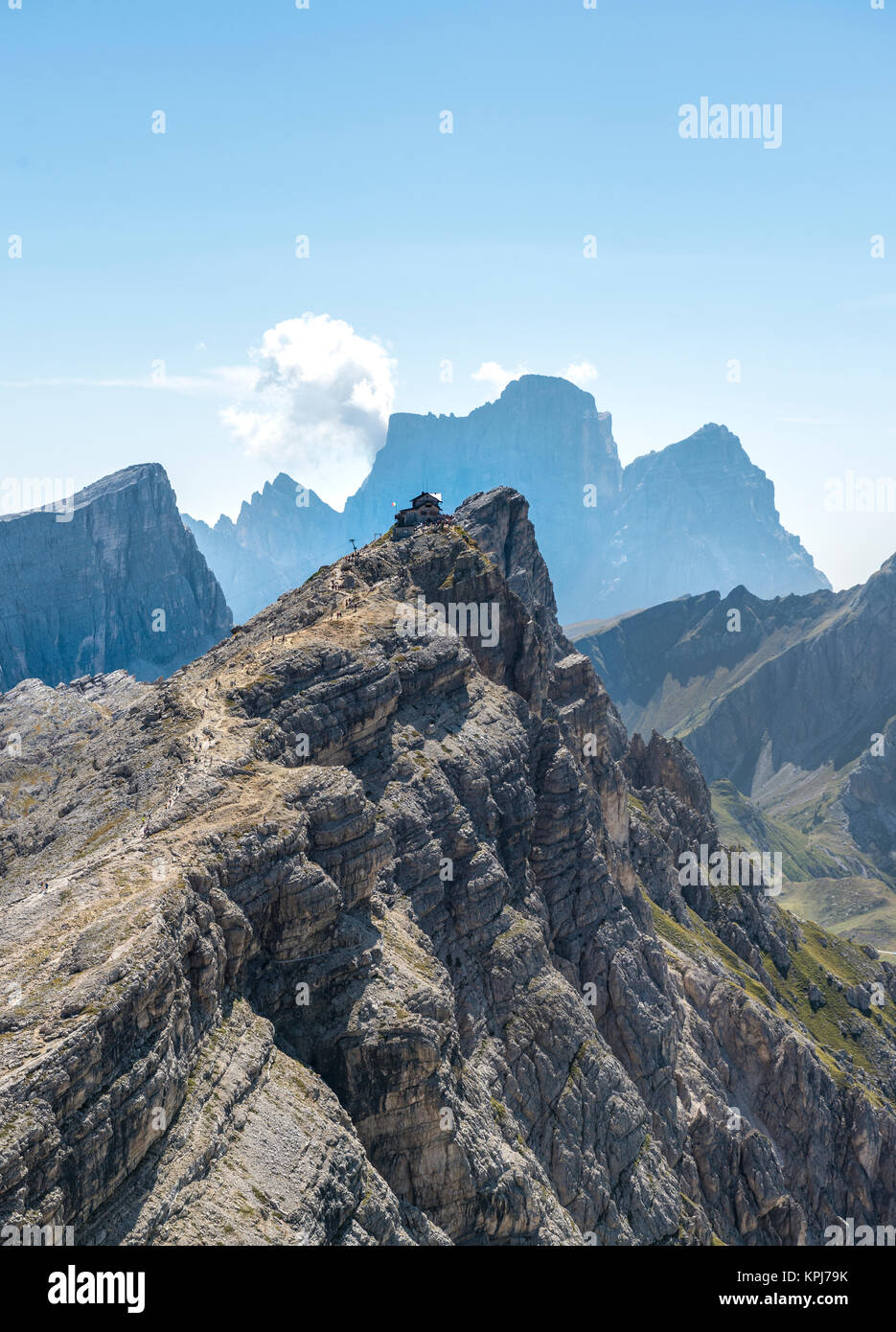 Rocky peak Nuvolau with Rifugio Nuvolau, Dolomites, South Tyrol, Trentino-Alto Adige, Italy Stock Photo