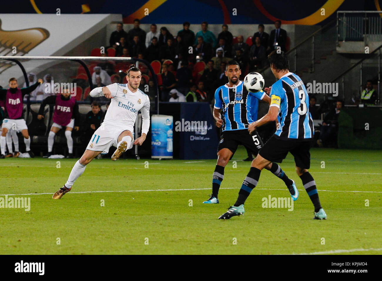 Gareth Bale (11) Real Madrid player. In action during the Club World Cup  final between Real Madrid v Gremio at the Zayed Sports City stadium in Abu  Dhabi, United Arab Emirates, December