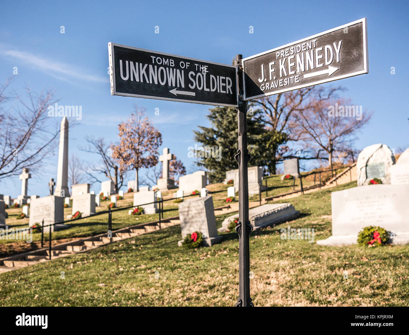Signals to visit the most important graves in the Arlington cemetery