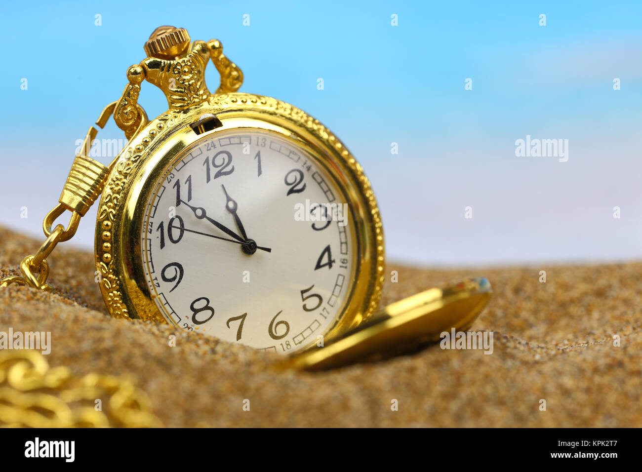 Sand timer beach hi-res stock photography and images - Alamy