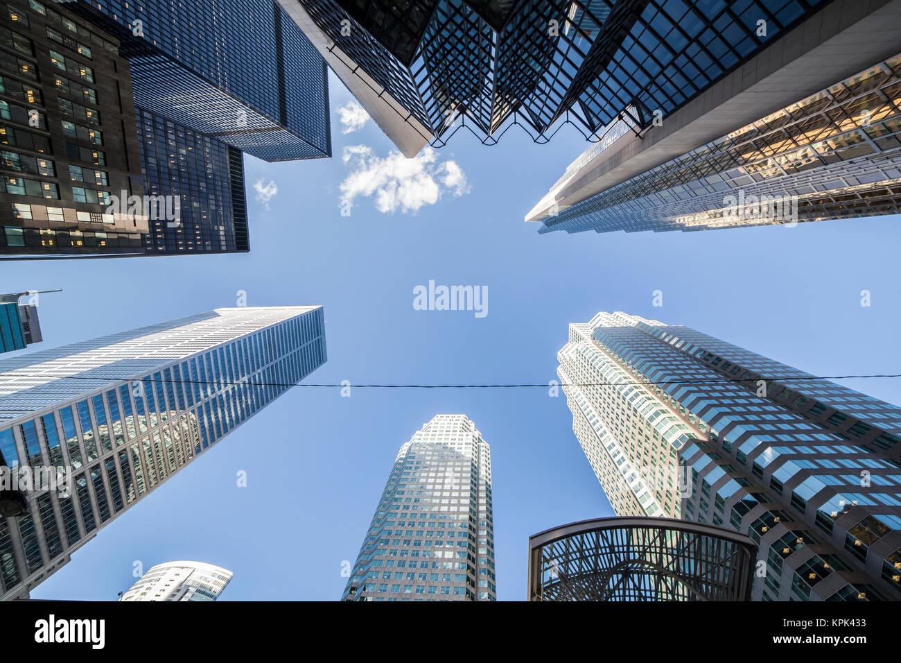 Skyscrapers in downtown toronto hi-res stock photography and images - Alamy