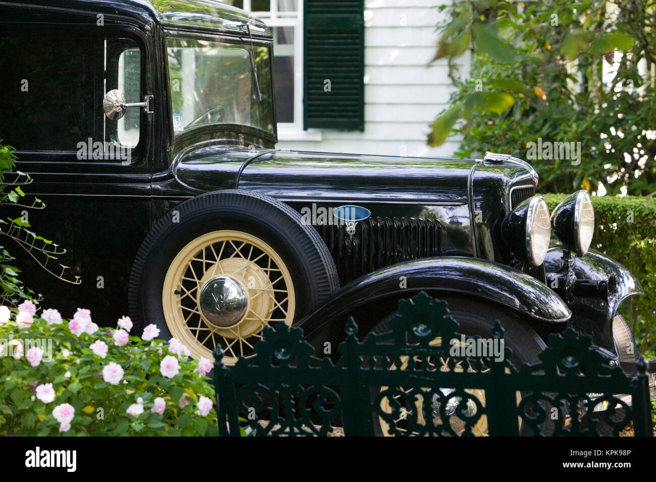 USA, MASSACHUSETTS, Martha's Vineyard: Edgartown, Old 1930 Ford V8 Station Wagon Stock Photo