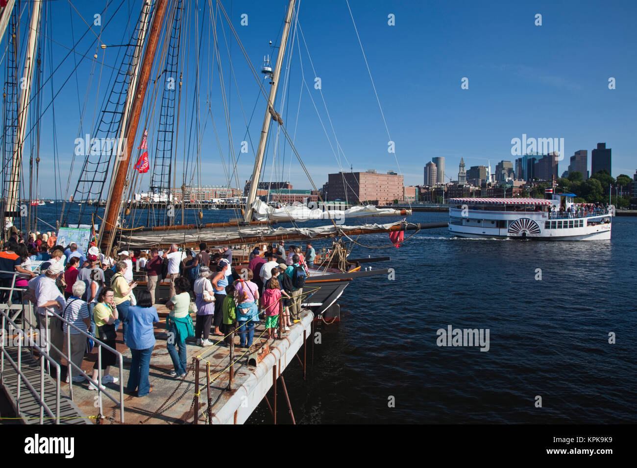 17 Boston Harbor Shipyard Marina Stock Photos, High-Res Pictures