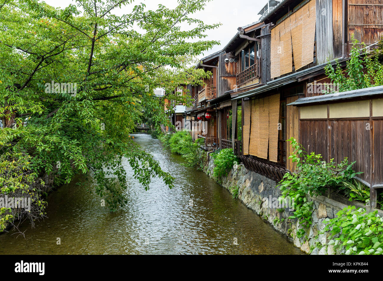 Traditional japanese house in Kyoto Stock Photo - Alamy