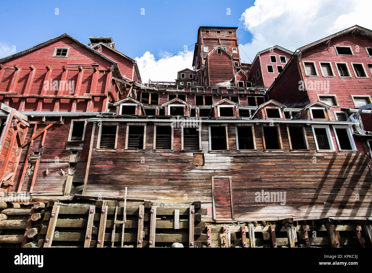 The mill at the Kennecott Mine, Wrangell-St. Elias National Park Stock Photo