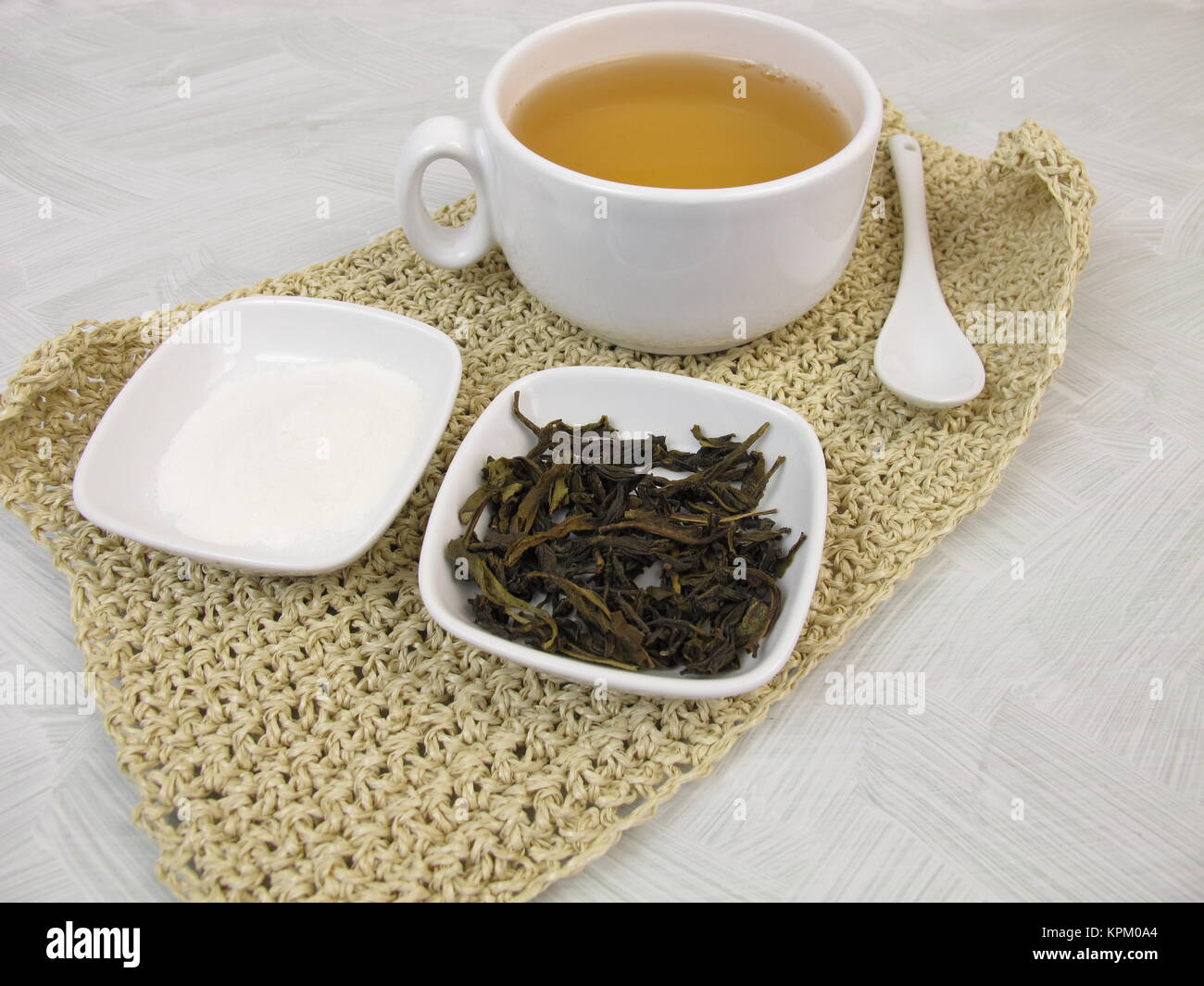 Green tea with gelatin powder Stock Photo Alamy